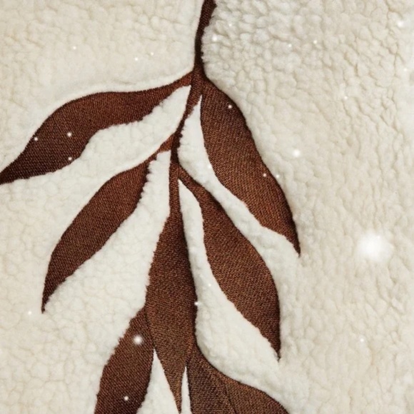 *last chance* Taylor Swift Evermore Life Is A Willow Zip Up Sherpa Jacket - Picture 2 of 6